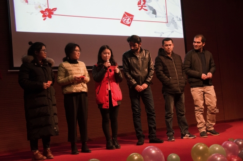 14 幸运观众表达新年愿望.jpg