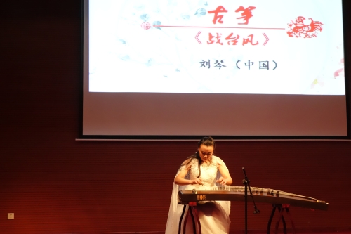 8 古筝《战台风》 刘琴(中国).JPG